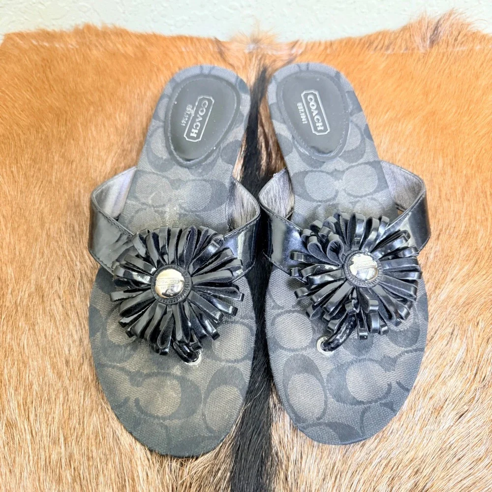 Coach Skye Signature Flower Flip Flops‎ Thong Sandals 7B Black Monogram A8123